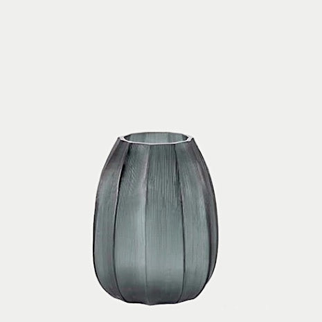 Koonam Vase M