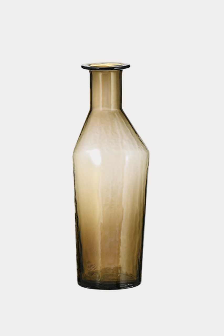 Zaani Vase